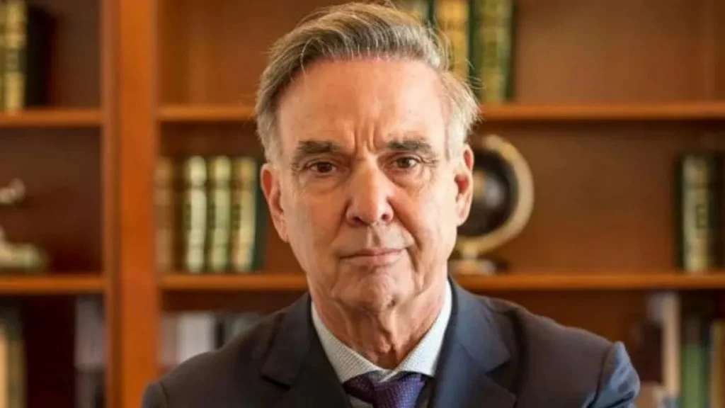 Pichetto “Todo lo que toca Sturzenegger sale mal”